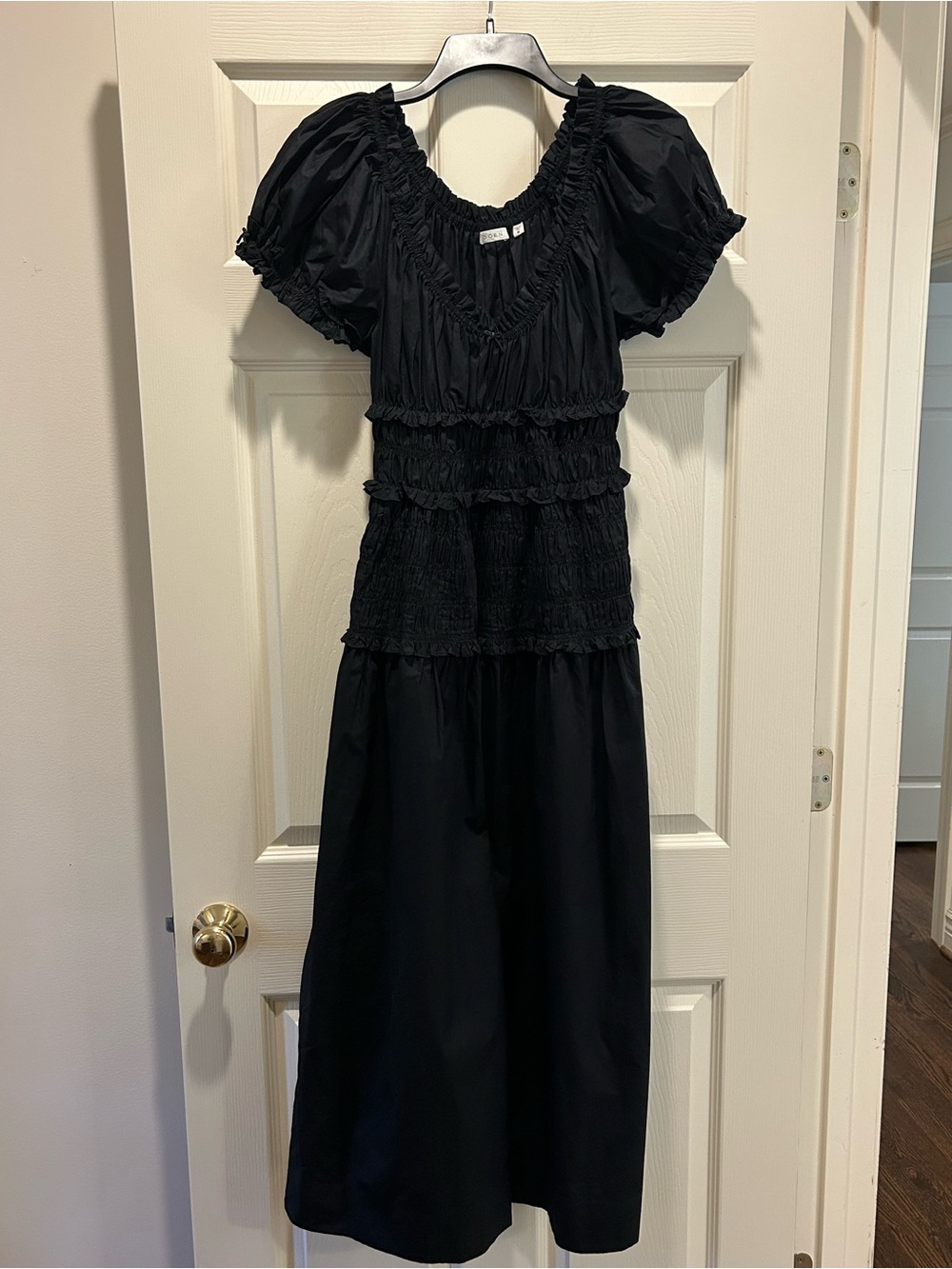 Doen Black Leanne Smocked Puff-Sleeve Maxi Dress
